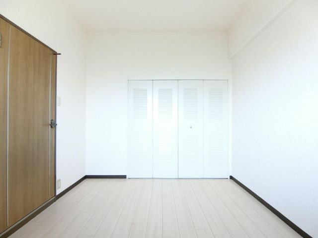 さんさん北野田の洋室