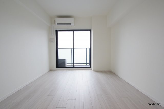 S-RESIDENCE三国WEST　仲介手数料無料の居間・リビング