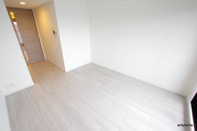 S-RESIDENCE三国WEST　仲介手数料無料の洋室
