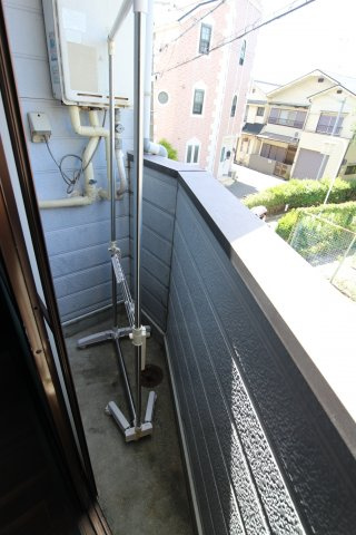エレガンシア千鳥ヶ丘のバルコニー