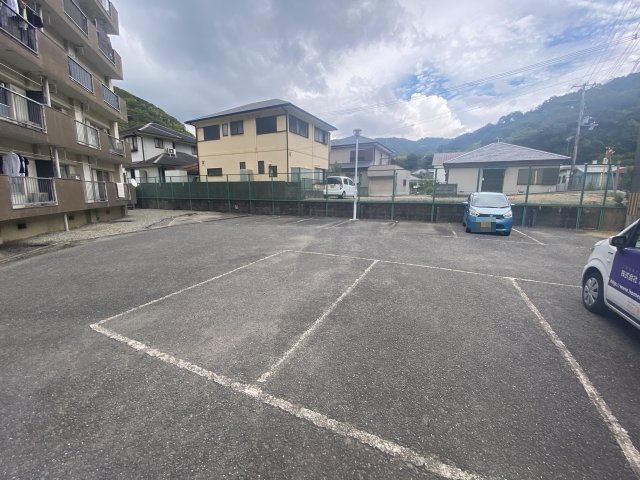 【駐車場】 | ハイツ下津