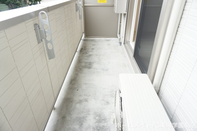 熊本市東区長嶺東６丁目のアパートのバルコニー