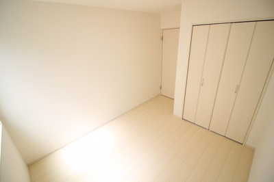 【洋室】 | リブリ・長尾