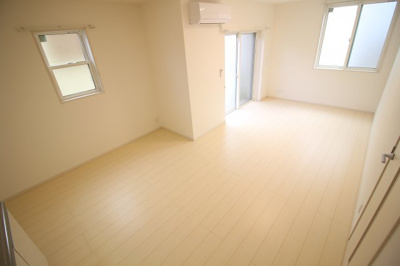 【内装】 | リブリ・長尾