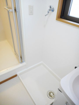 【設備】 | 鯉田マンション | 室内洗濯機置場