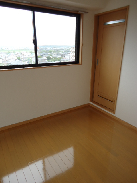 ソラーレ霧島の洋室