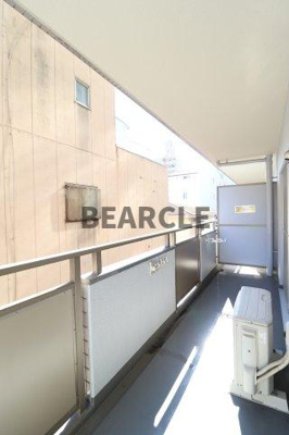【バルコニー】 | セノータ | 外からの目が気にならないバルコニーで洗濯物が干せます