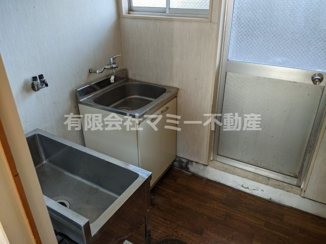 【内装】 | 高見台1丁目店舗S | バックヤード