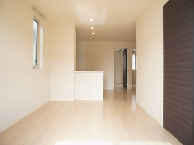 【居間・リビング】 | ヴィヴァーチェⅠ | テレビを観たり会話をしながらお料理できます♪