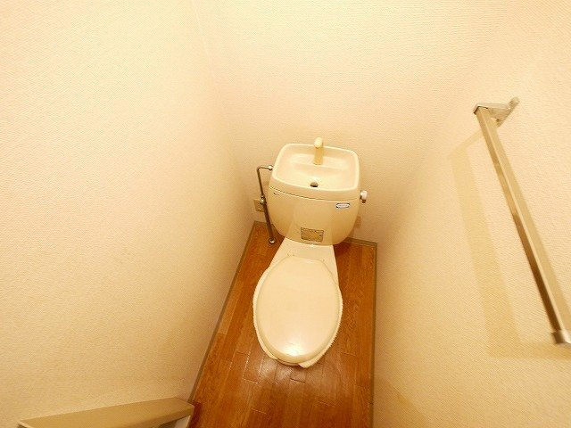 グランドゥールＡ・Ｃのトイレ|清潔感のあるトイレです