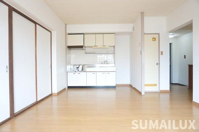 メゾン・オノウエの居間・リビング