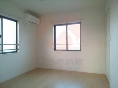 【寝室】 | グラン・シャリオ