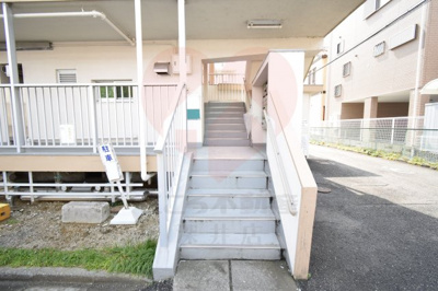 【エントランス】 | ビレッジハウス草部1号棟