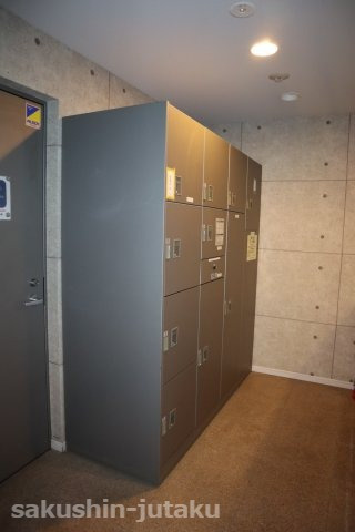 ペルル習志野台ハウスⅡのエントランス|宅配ボックス