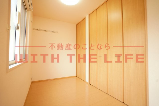 フェリオ【10，000円キャッシュバック対象物件】の洋室|落ち着いた色調の洋室です