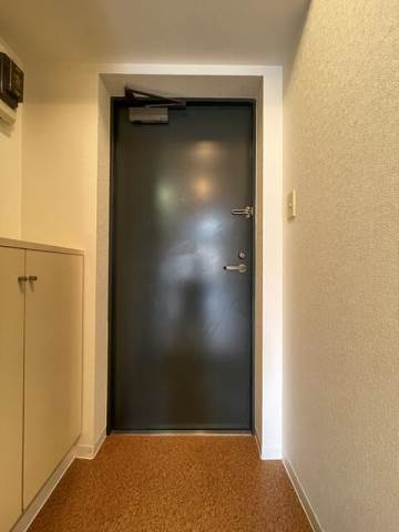 グローリア初穂新小岩の玄関