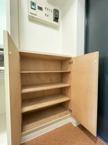 グローリア初穂新小岩の玄関