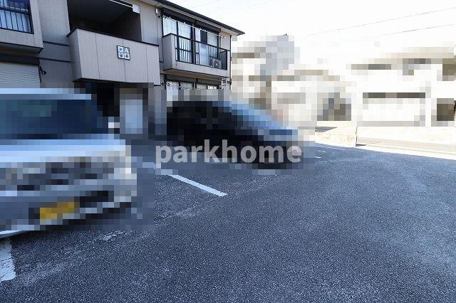 メゾンドール宮地Ⅰの駐車場|駐車場があるので、車を買う予定の方も安心です