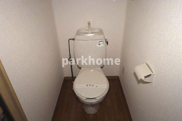 メゾンドール宮地Ⅰのトイレ|ゆったりとした空間のトイレです