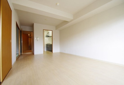 【居間・リビング】 | ヒルサイドガーデン千里山 | LDK★