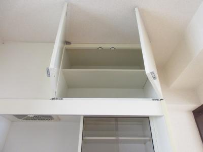ヴィーヴル藤の森のキッチン|収納たっぷりのキッチン