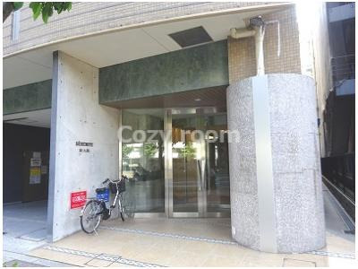 【エントランス】 | SERENITE新大阪 | 毎日通るエントランスはこのようになっています