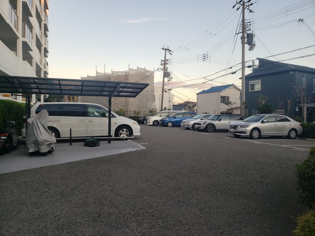 五色山ハイツの駐車場|敷地内☆神戸市垂水区　五色山ハイツ☆