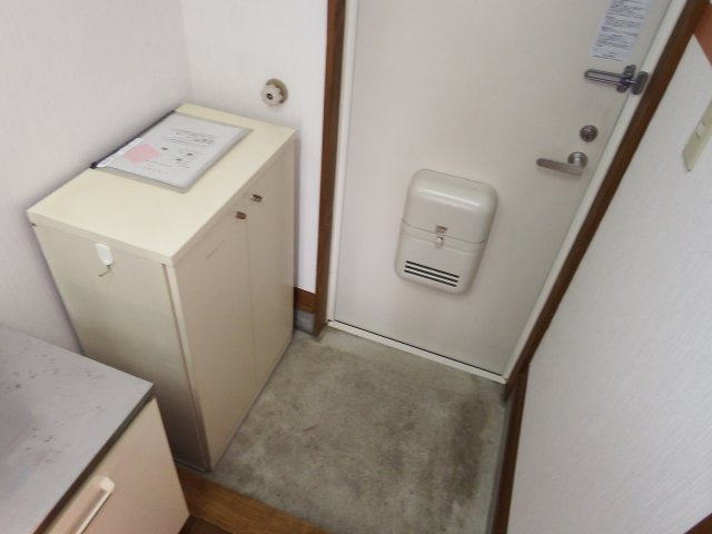 さくらハイツの玄関
