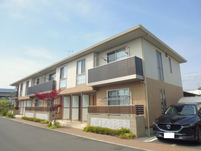 ベルブランシュ笹沖 B棟