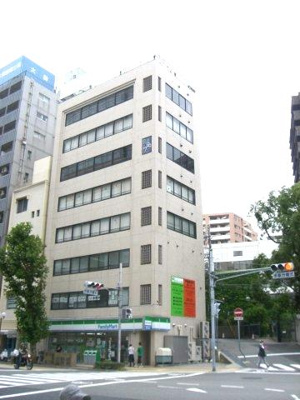 【外観】 | 県庁前に建つ事務所ビル