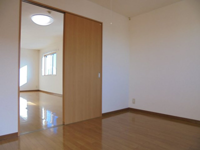 【洋室】 | コンファイン Ａ棟