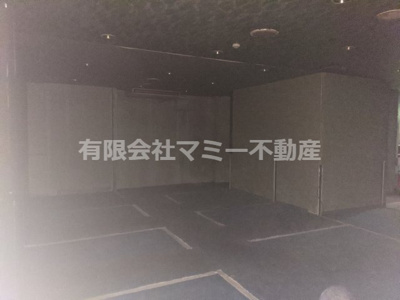 【内装】 | 西新地店舗