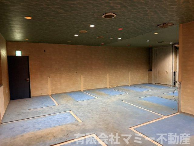 【内装】 | 西新地店舗O