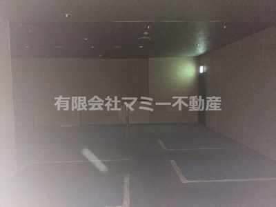 【内装】 | 西新地店舗