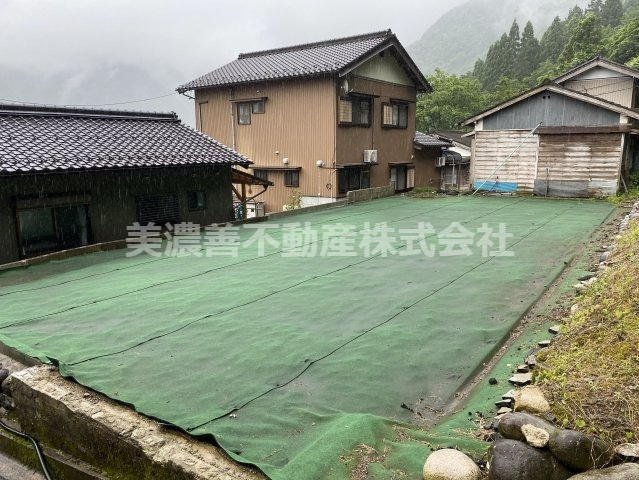 ５６８６４　郡上市八幡町稲成土地の外観