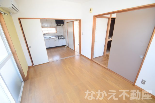 【居間・リビング】 | 使いやすい居間です