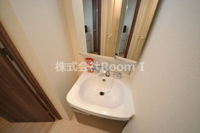 【洗面所】 | プレサンス谷町キャトル | コンパクトで使いやすい洗面所