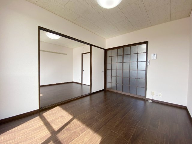 【洋室】
