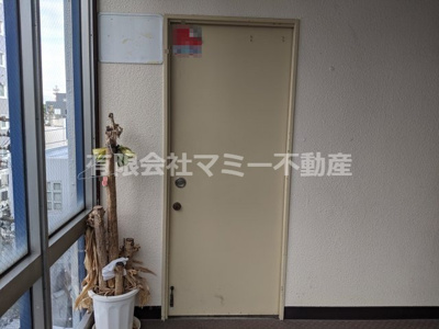 【玄関】 | 諏訪栄町店舗H