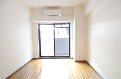 【居間・リビング】 | リーガル塚本Ⅶ