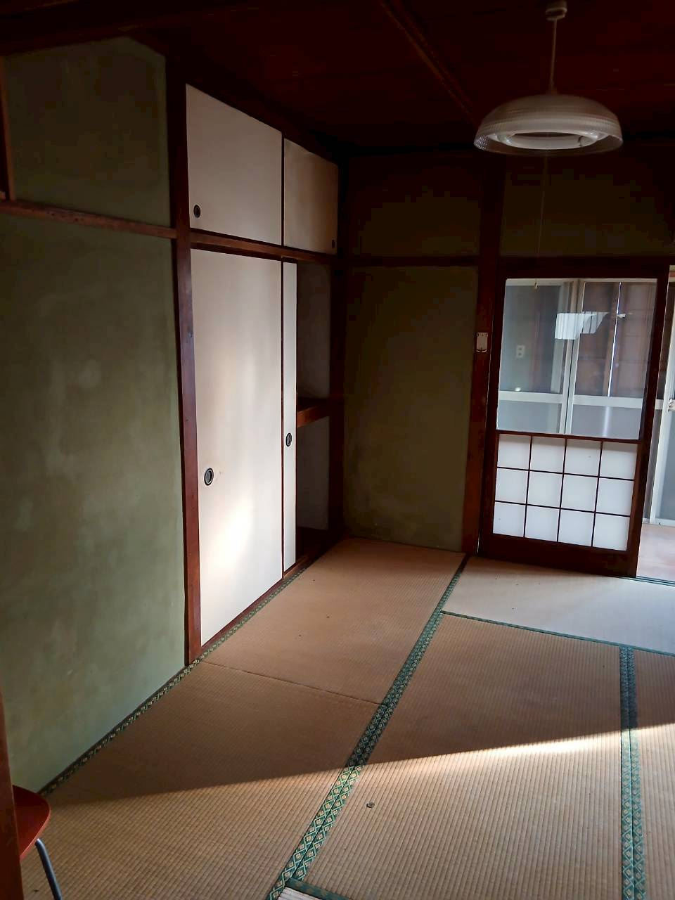 松葉町稲葉様貸家の和室|収納スペースがある和室です