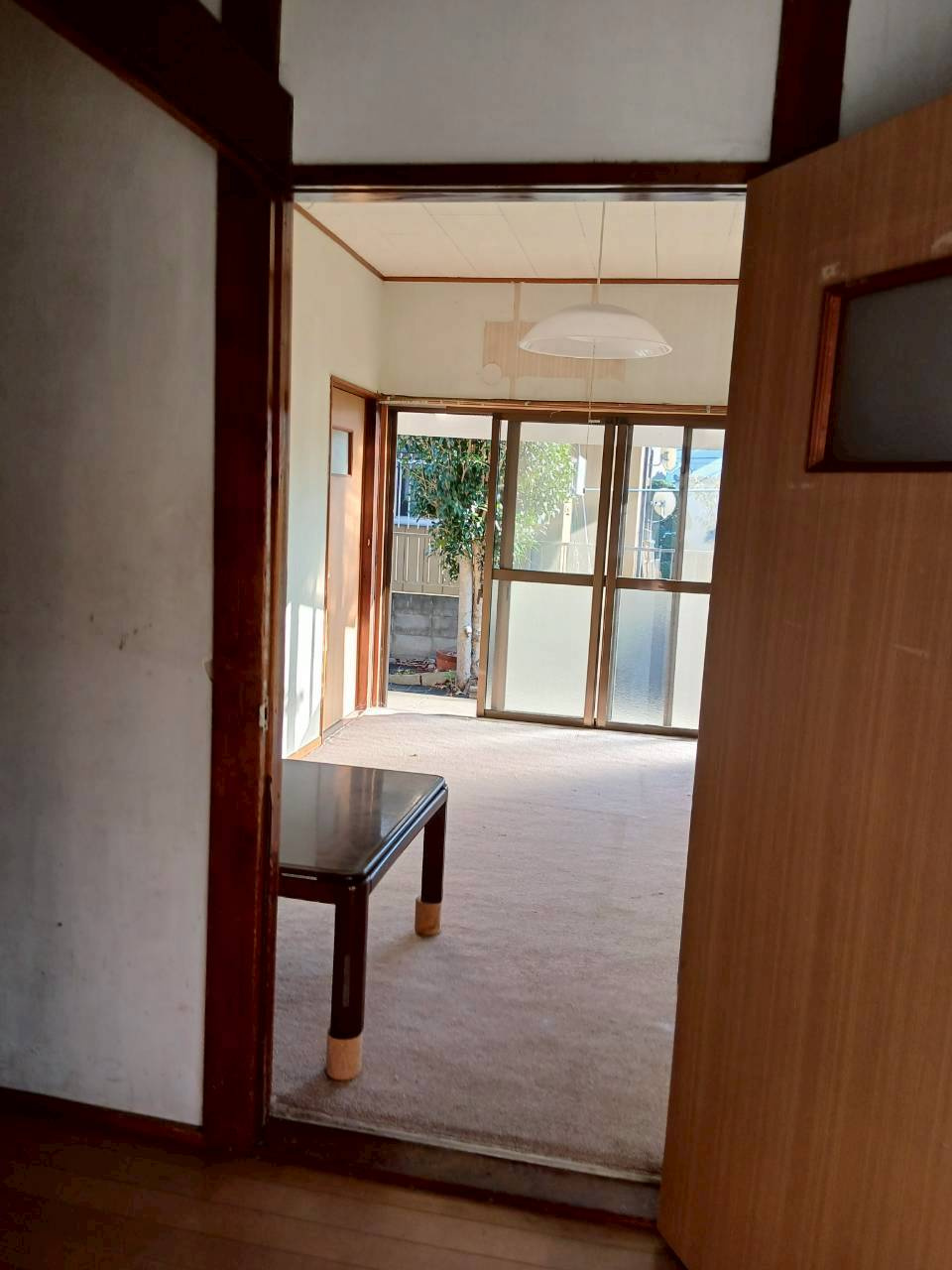 松葉町稲葉様貸家の内装|明るい室内です