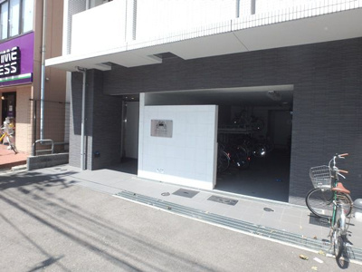 【駐車場】 | レオンコンフォート谷町六丁目