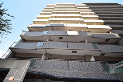 【外観】 | プリムベェール立売堀 | 落ち着いた雰囲気の外観です