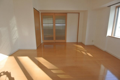 【洋室】 | ベルファース大阪新町