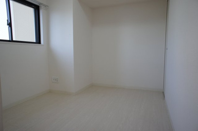 【寝室】 | アモーレ本町ウエスト