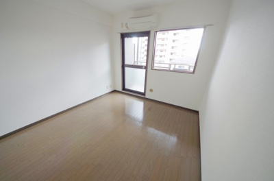 【寝室】 | リーガル京橋 | 寝室にぴったりのお部屋です