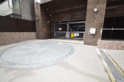 【駐車場】 | リーガル四ツ橋立売堀Ⅱ