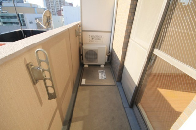 【バルコニー】 | ラナップスクエア中之島公園 | お洗濯にも便利なバルコニー付き