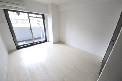 【居間・リビング】 | LAV心斎橋WEST